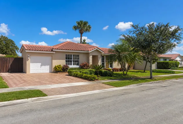 Hialeah Florida as-is cash house buyers Cash For Homes R US